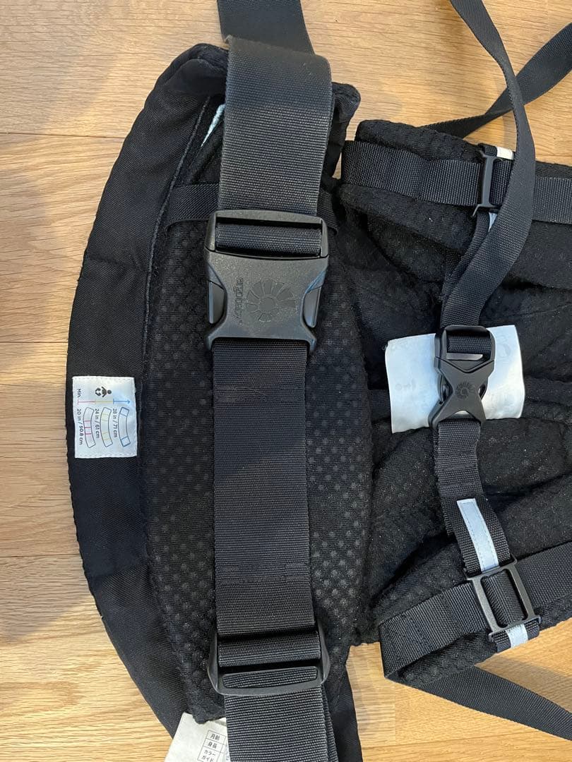 【美品】ergobaby エルゴ 抱っこ紐 ブラック 黒 OMNI Breeze