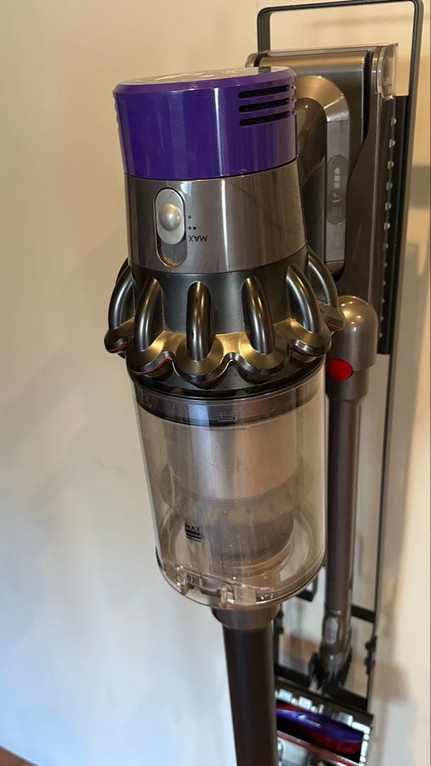 ぴ*ぐ様 ダイソンsv12 コードレスクリーナー