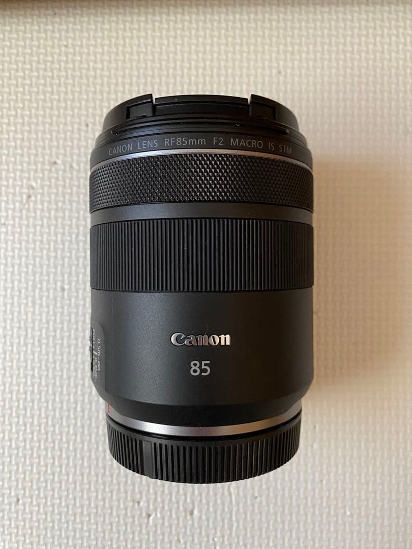 【美品】Canon RF 85mm F2 MACRO IS STM