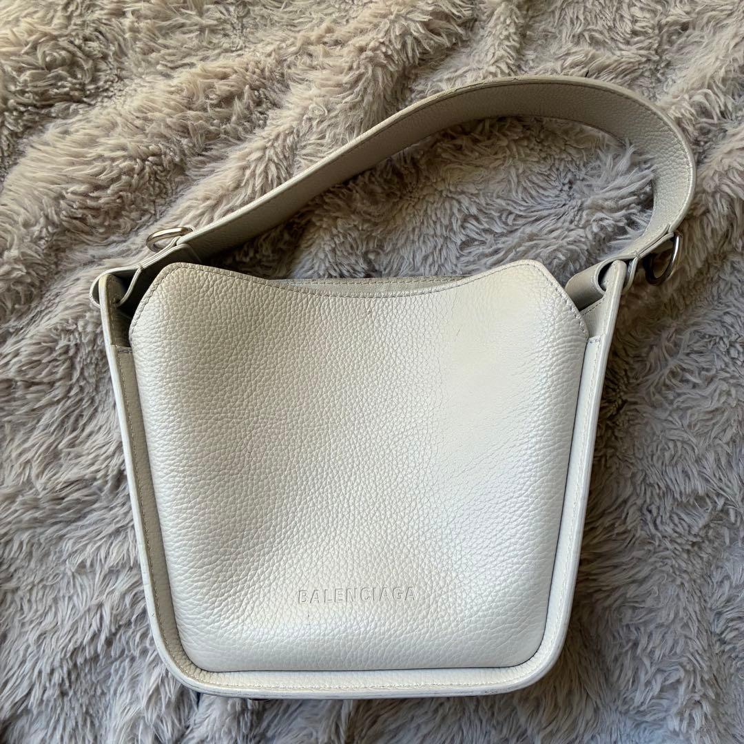 バレンシアガ バッグ　TOOL2.0NORTH