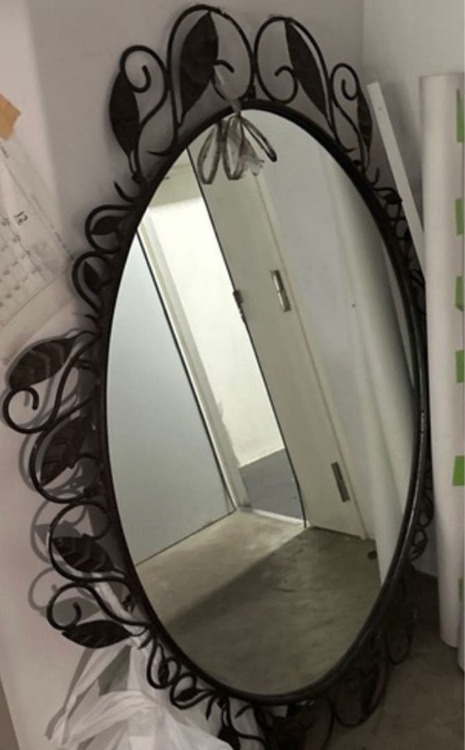 特大　黒いオーバル壁掛け鏡