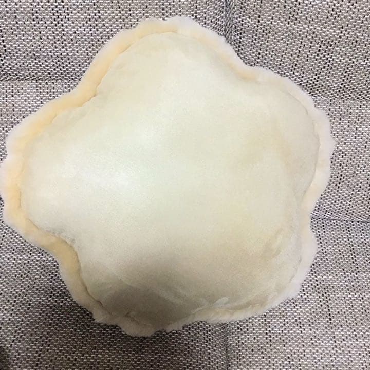 新品未使用 ムートン クッション バラ