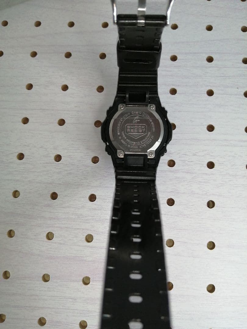カシオ　G-shock GW-M5610R 洗浄済み