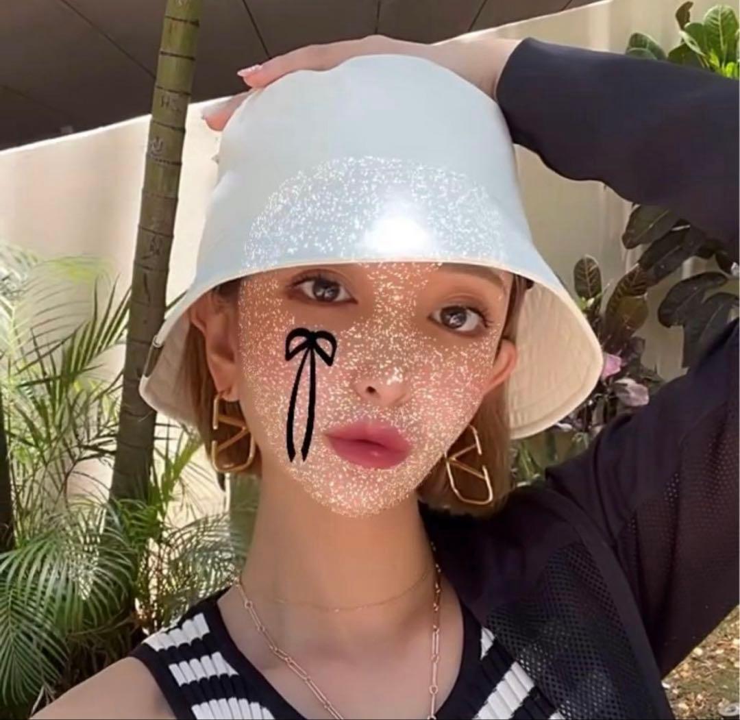 しいちゃん　バケットハット　バケハ　アイボリー　ゴールド金具