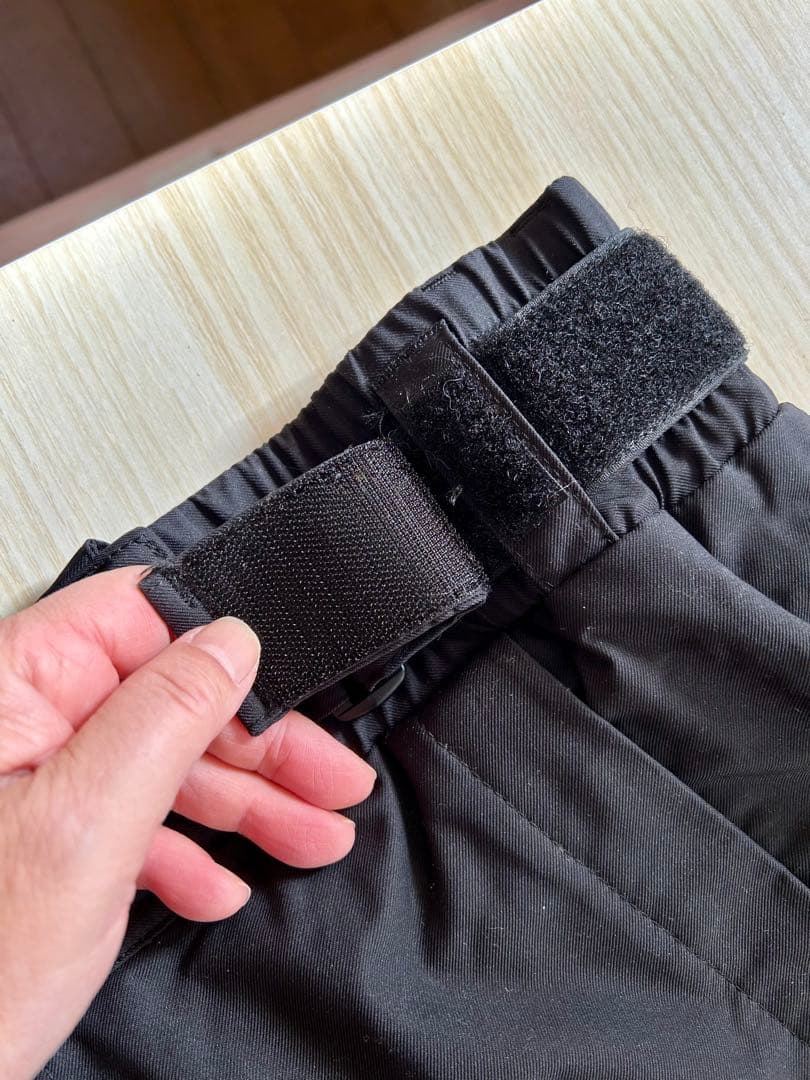 試着のみ　DESCENTE ブラック スキーウェア