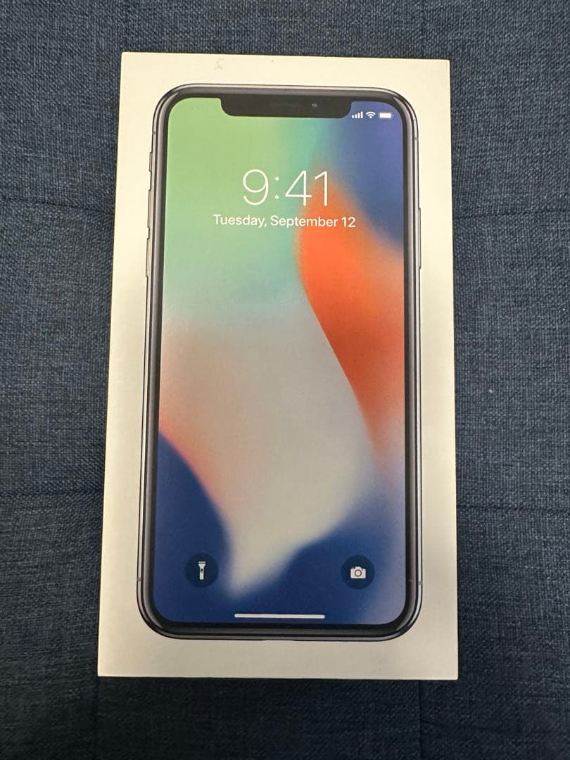 iPhone X 本体 64GB SIMフリー シルバー 箱備品付き