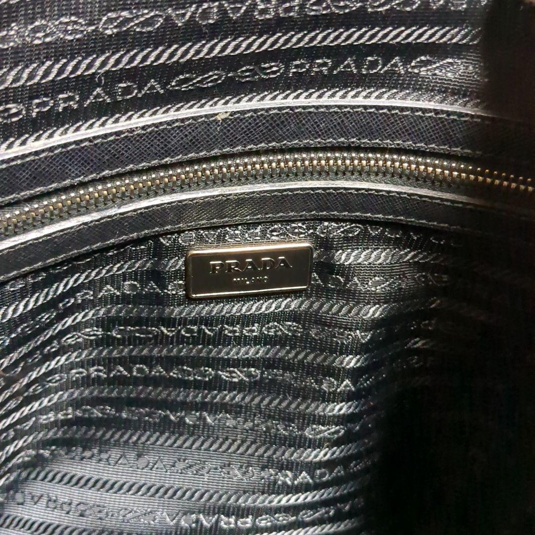 ✨PRADA✨ビジネスバッグ サフィアーノ 三角ロゴ nero レザー