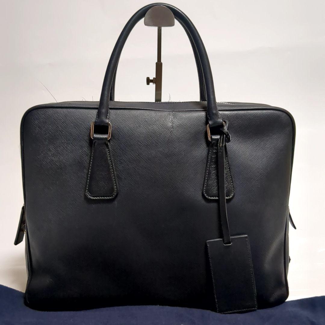 ✨PRADA✨ビジネスバッグ サフィアーノ 三角ロゴ nero レザー