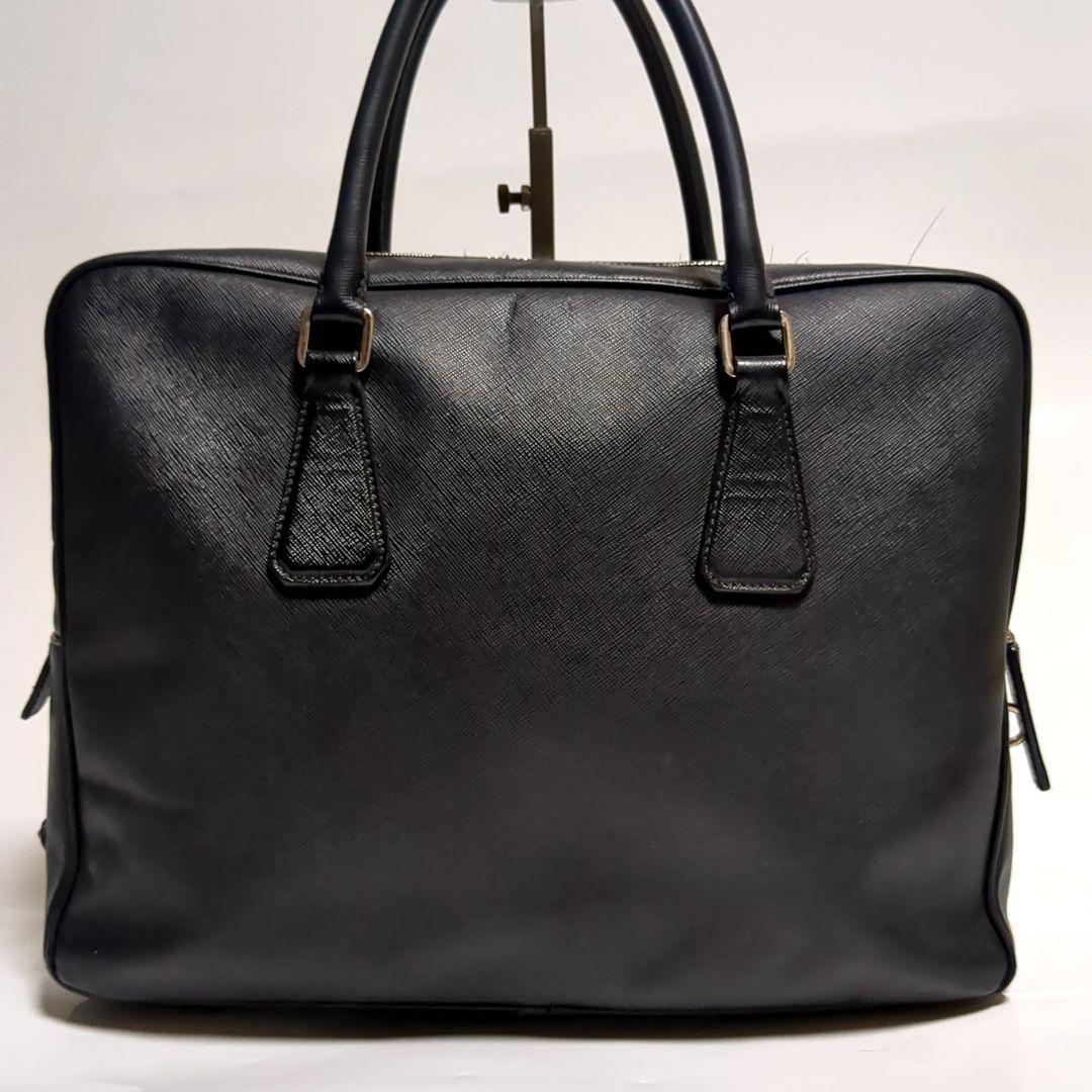 ✨PRADA✨ビジネスバッグ サフィアーノ 三角ロゴ nero レザー
