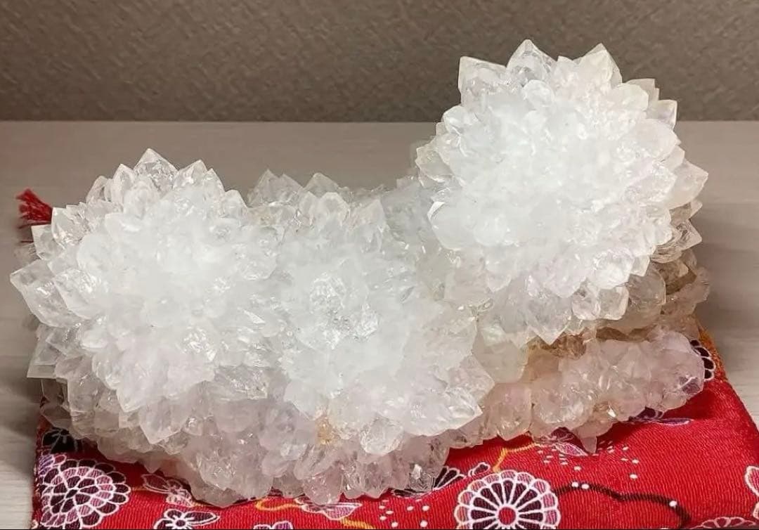 水晶　菊花水晶　クラスタ　原石　鉱物　天然石　パワーストーン　浄化　特大　置物