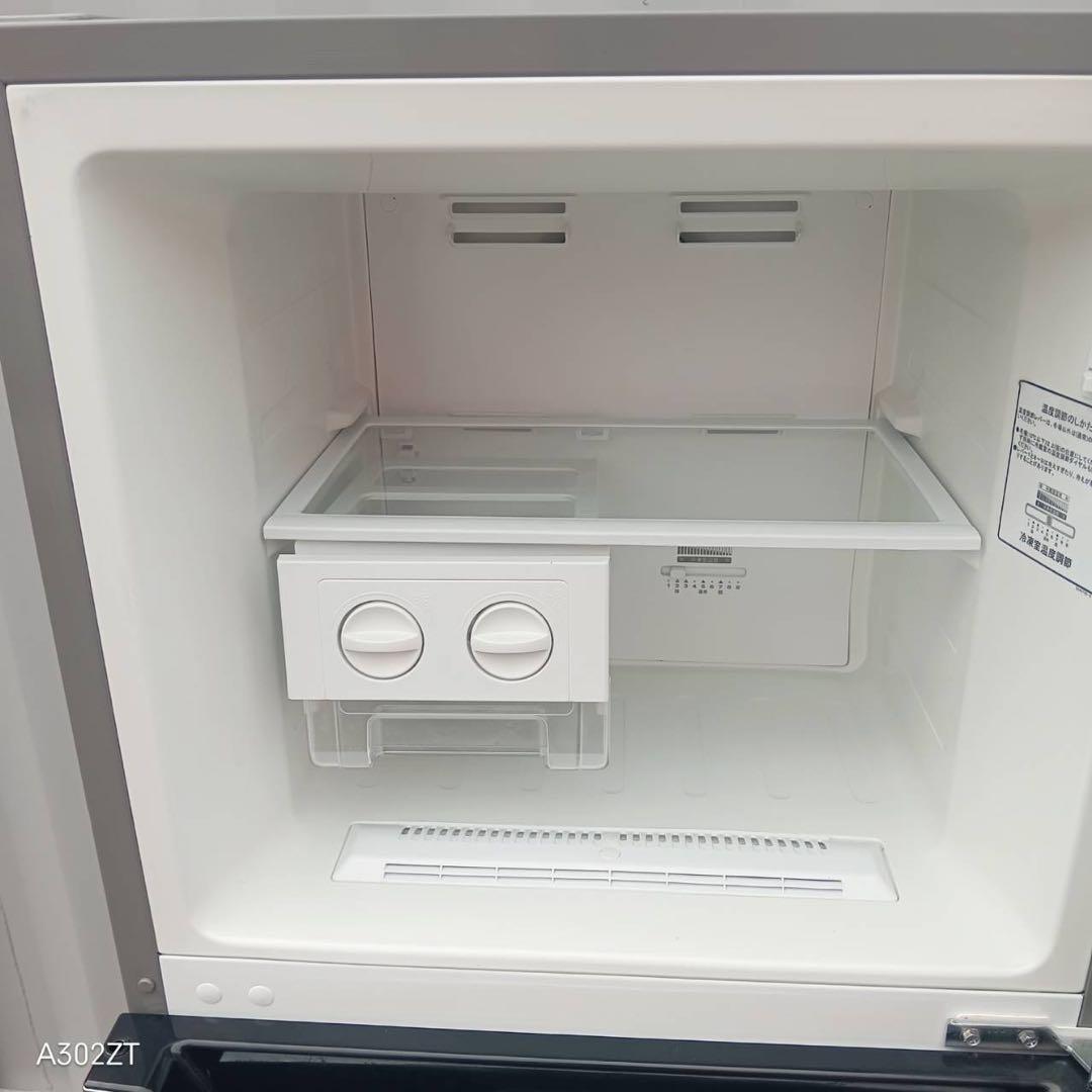 T095★2020年製★ハイセンス　冷蔵庫　大型　2ドア　227L シルバー