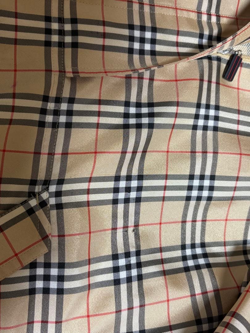 BURBERRY ナイロンジャケット