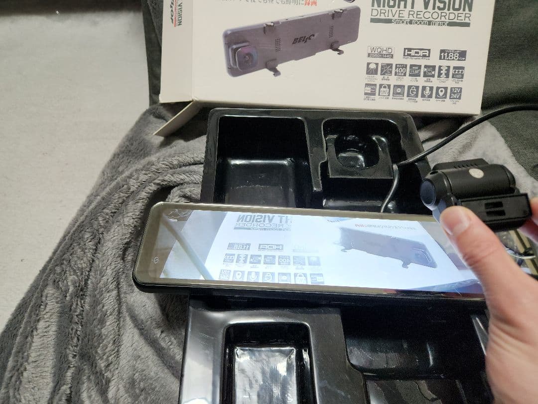 ベロフ NVS-301　ナイトビジョンドライブレコーダー　スマートルームミラー