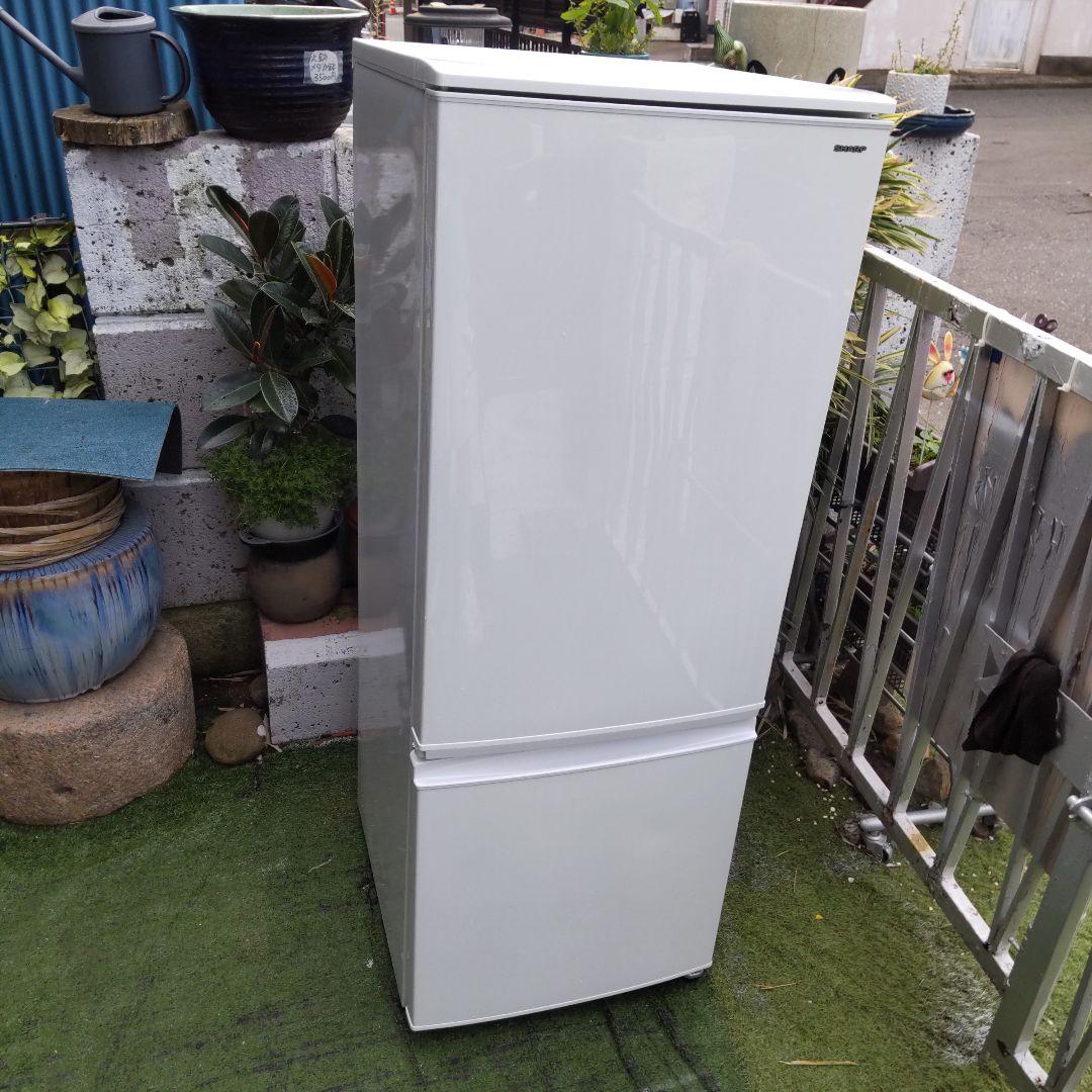 美品 SHARP 冷蔵庫 2018年製造 167L SJ-DA17D-W