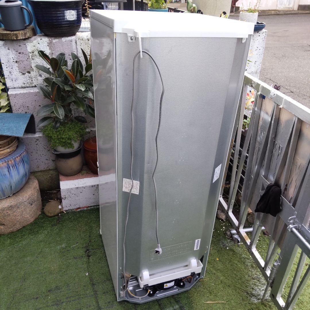 美品 SHARP 冷蔵庫 2018年製造 167L SJ-DA17D-W