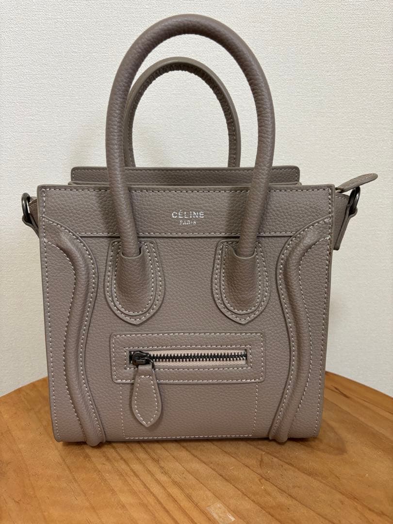 CELINE ラゲージナノ スリ