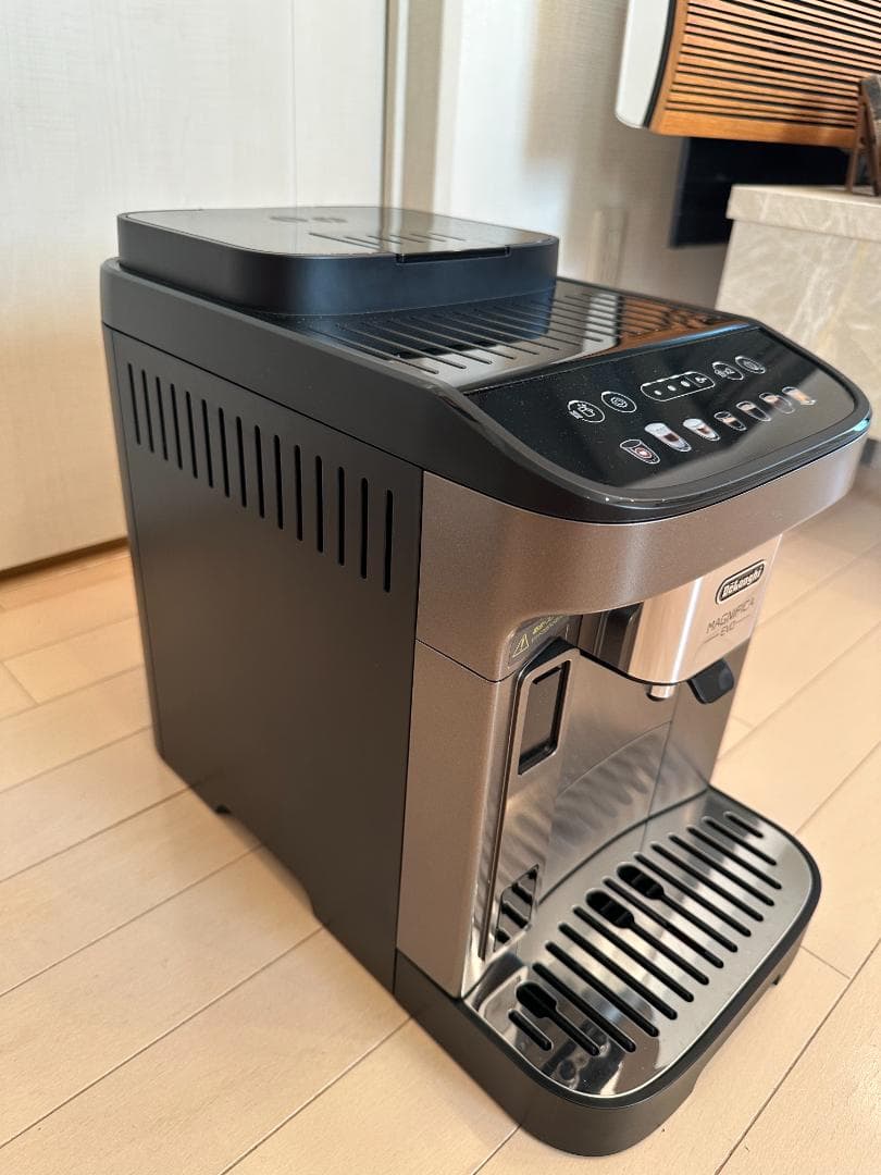 【専用グラス付】 デロンギ 全自動コーヒーマシーン マグニフィカ イーヴォ