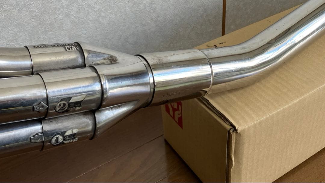 ヨシムラ　サイクロンマフラー　ZEPHYR用　検索　ZEPHYRχ カワサキ