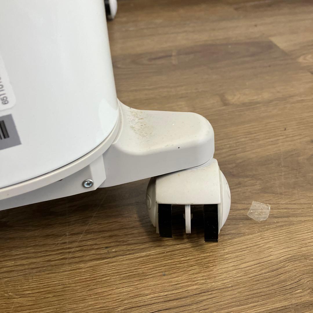 B-壁 デロンギ ベルカルド オイルヒーター 10〜13畳用 家電 ホワイト