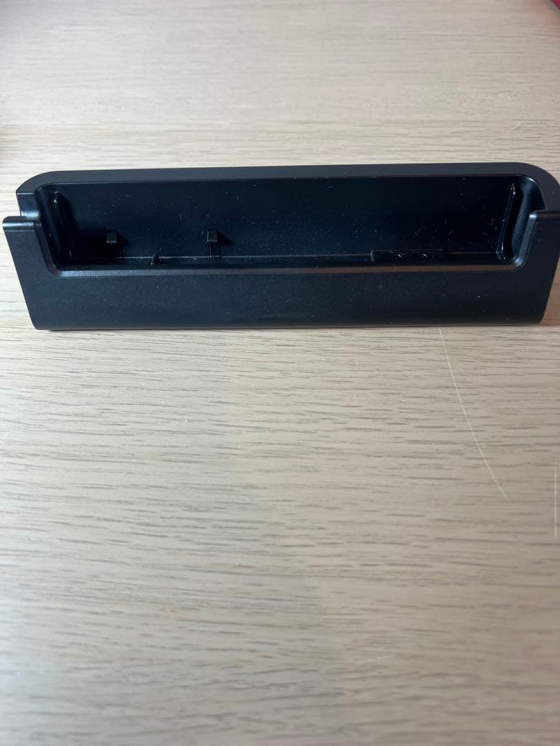 【美品】ベイシオBASIO スマートフォン 本体 レッド au