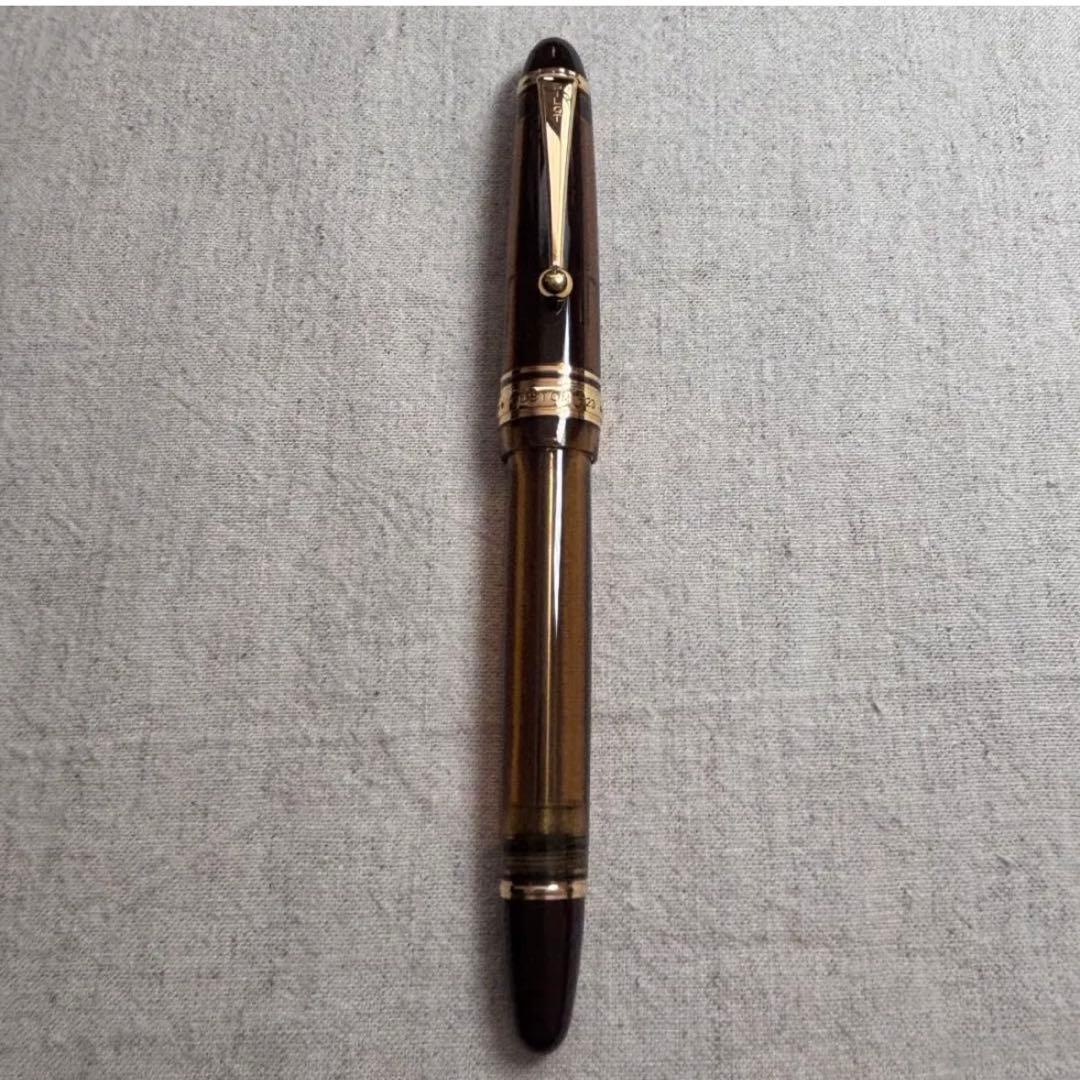 PILOT パイロットCUSTOM カスタム ８２３　14K 585 B太字