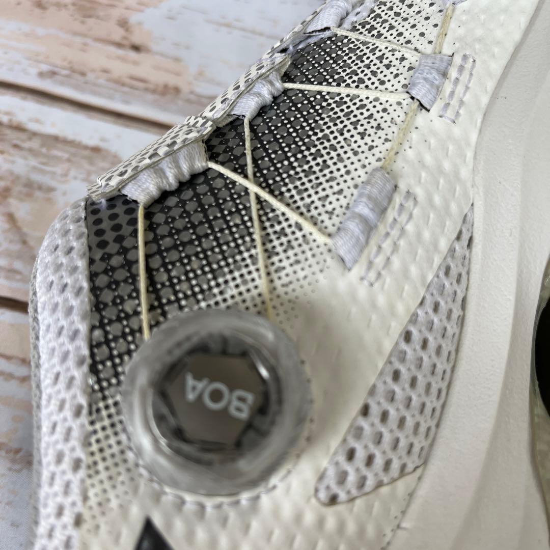 ヨネックス　パワークッションコンフォートワイドダイヤル4GC 白　25.5㎝新品