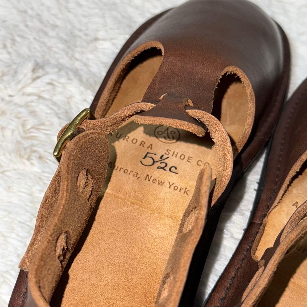 ⭐️未使用品⭐️　オーロラシューズ　Tストラップ　ウエストインディアン　ブラウン