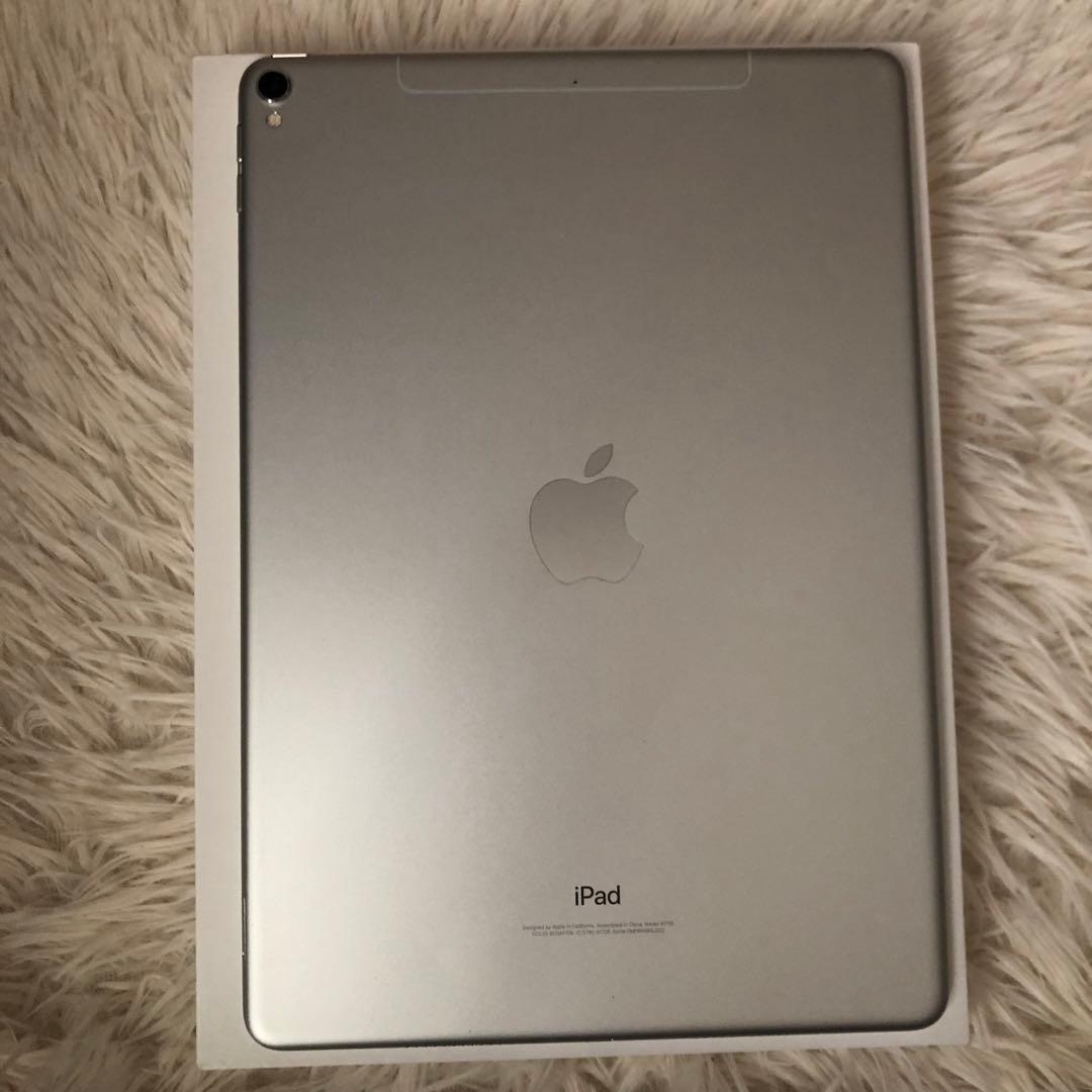 【完動品】iPad Pro 10.5 64GB SIMフリー【すぐ発送】　付属品