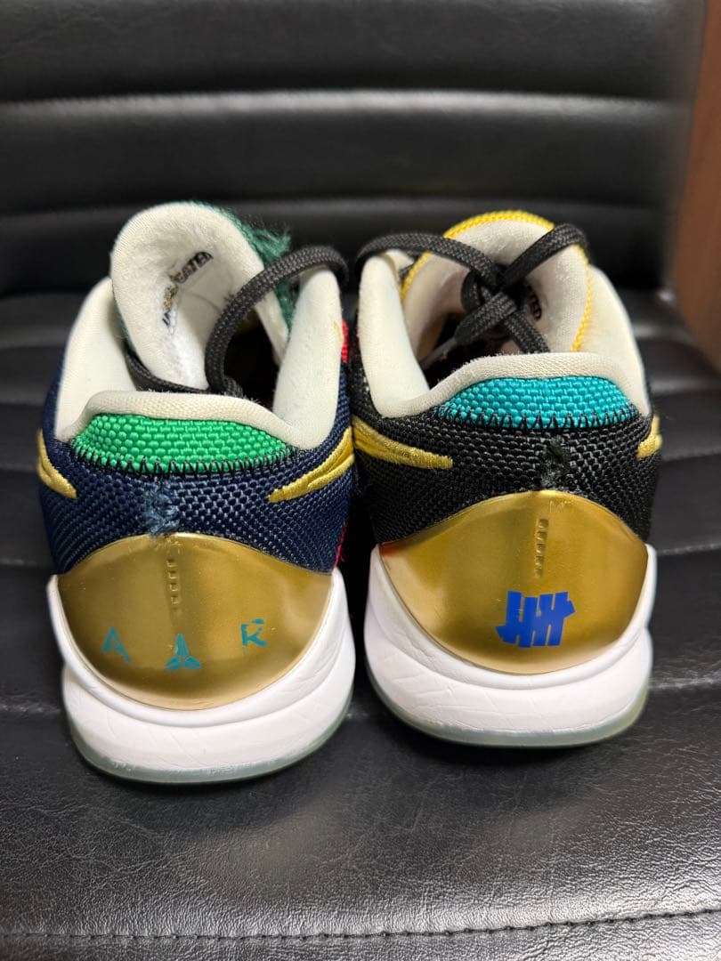 NIKE KOBE 5 PROTRO UNDEFEATED コービー