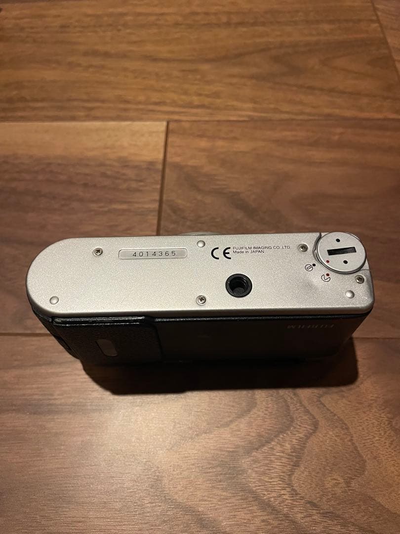 FUJIFILM KLASSE W シルバー　コンパクトフィルムカメラ