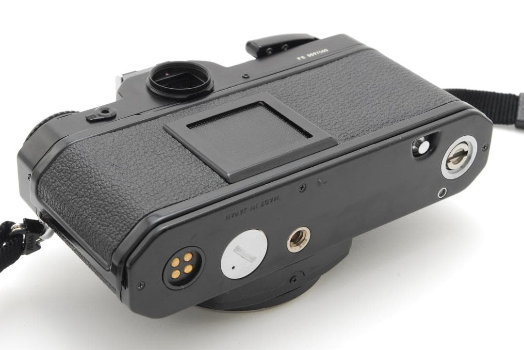 【美品】 ニコン Nikon FE ボディ