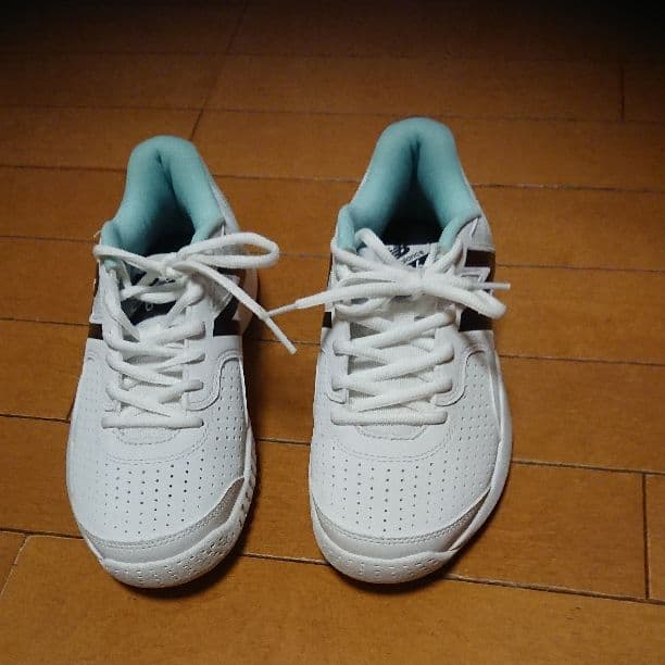 テニスシューズ・ラケットバック