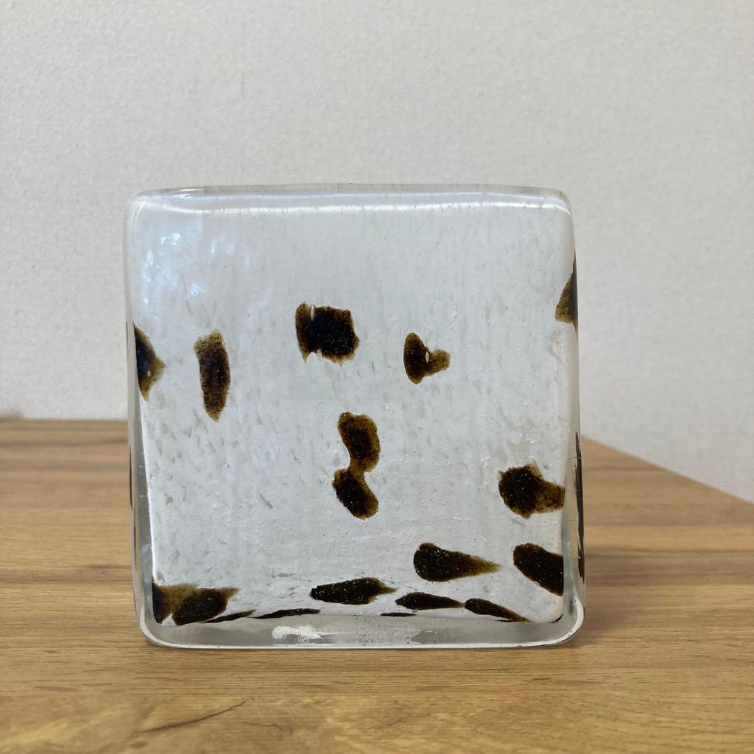 Henry Dean 花瓶 ガラス製 白地 黒斑点