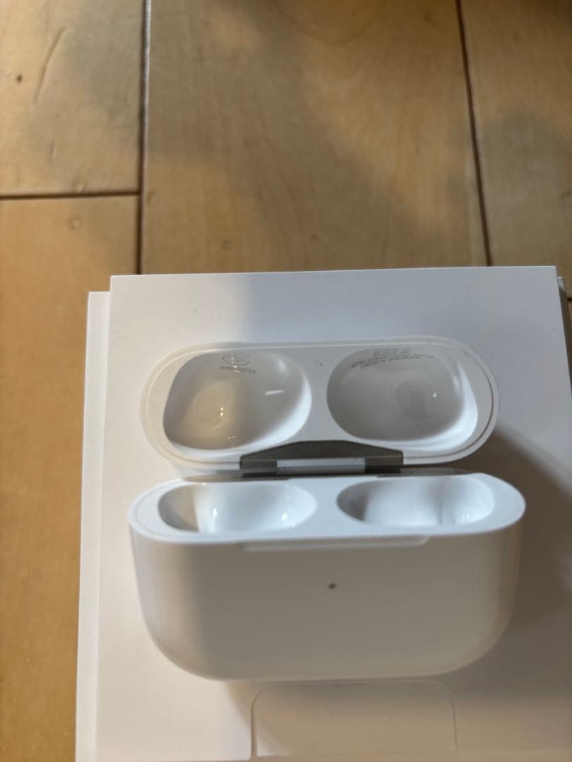 ★値下げ【美品】Apple AirPods Pro第二世代 MQD83J/A