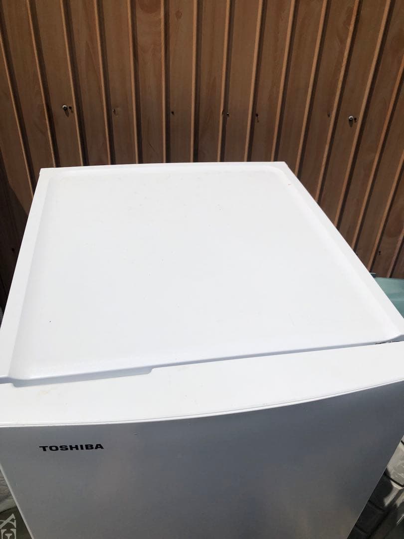 TOSHIBA 冷蔵庫 GR-V15BS ホワイト2024年