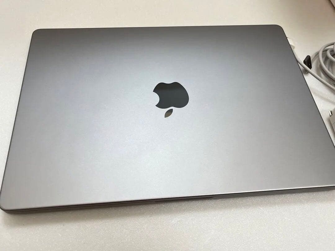 MacBook Pro M1 Max 14インチ 2021 1TGB/64GB