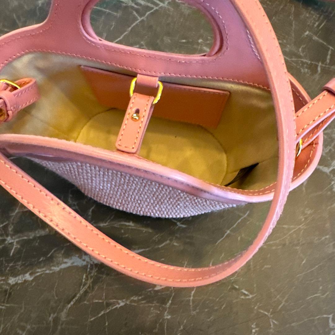 MARNI ピンク かごバッグ