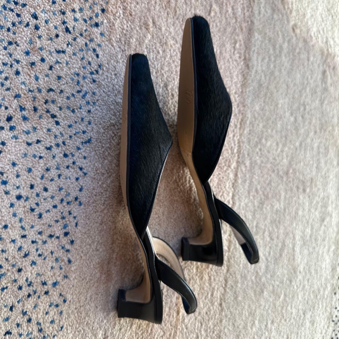 MANOLO BLAHNIK ハラコ　ブラックミュール 新品未使用　35.5