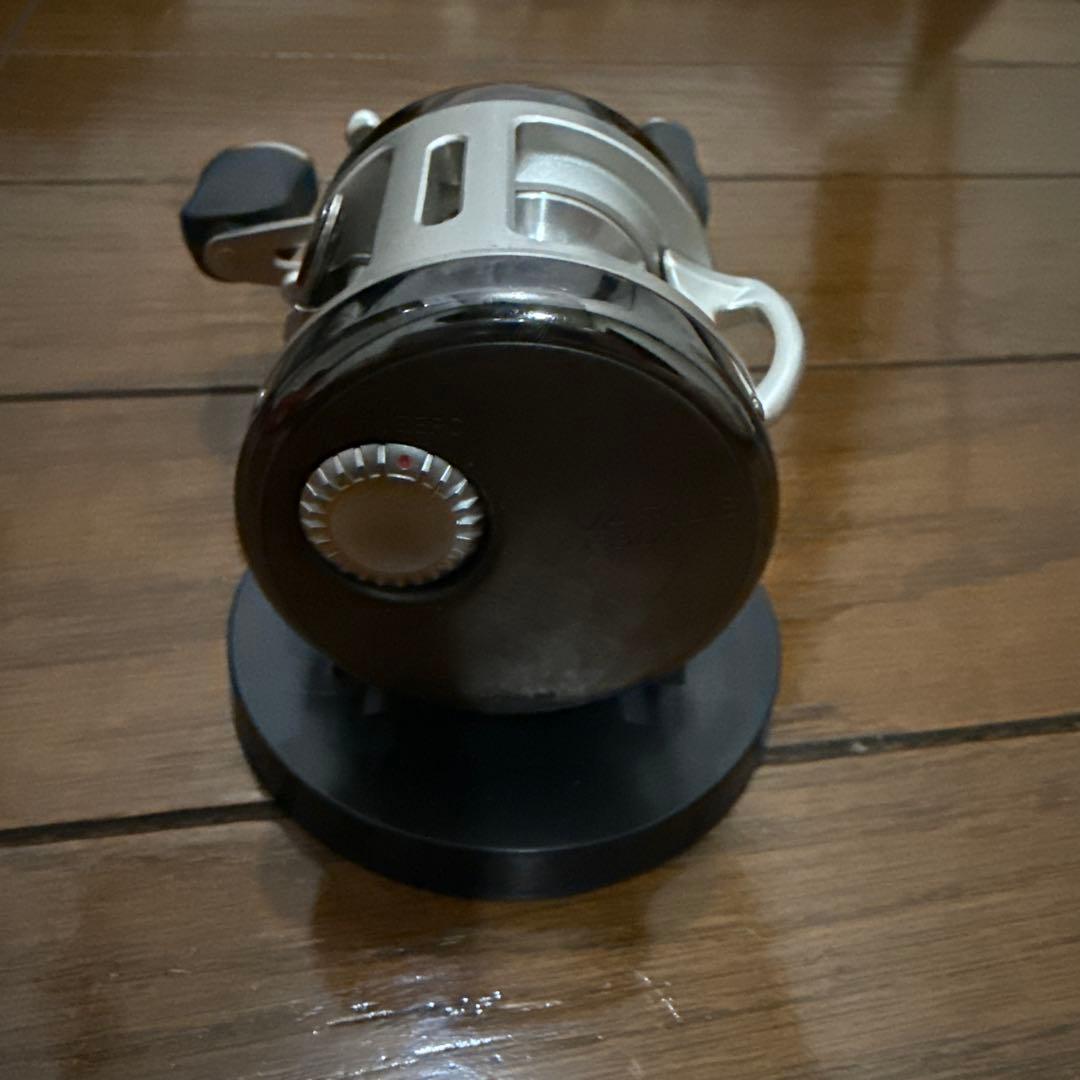 RYOBI VARIUS F300 ベイトリール