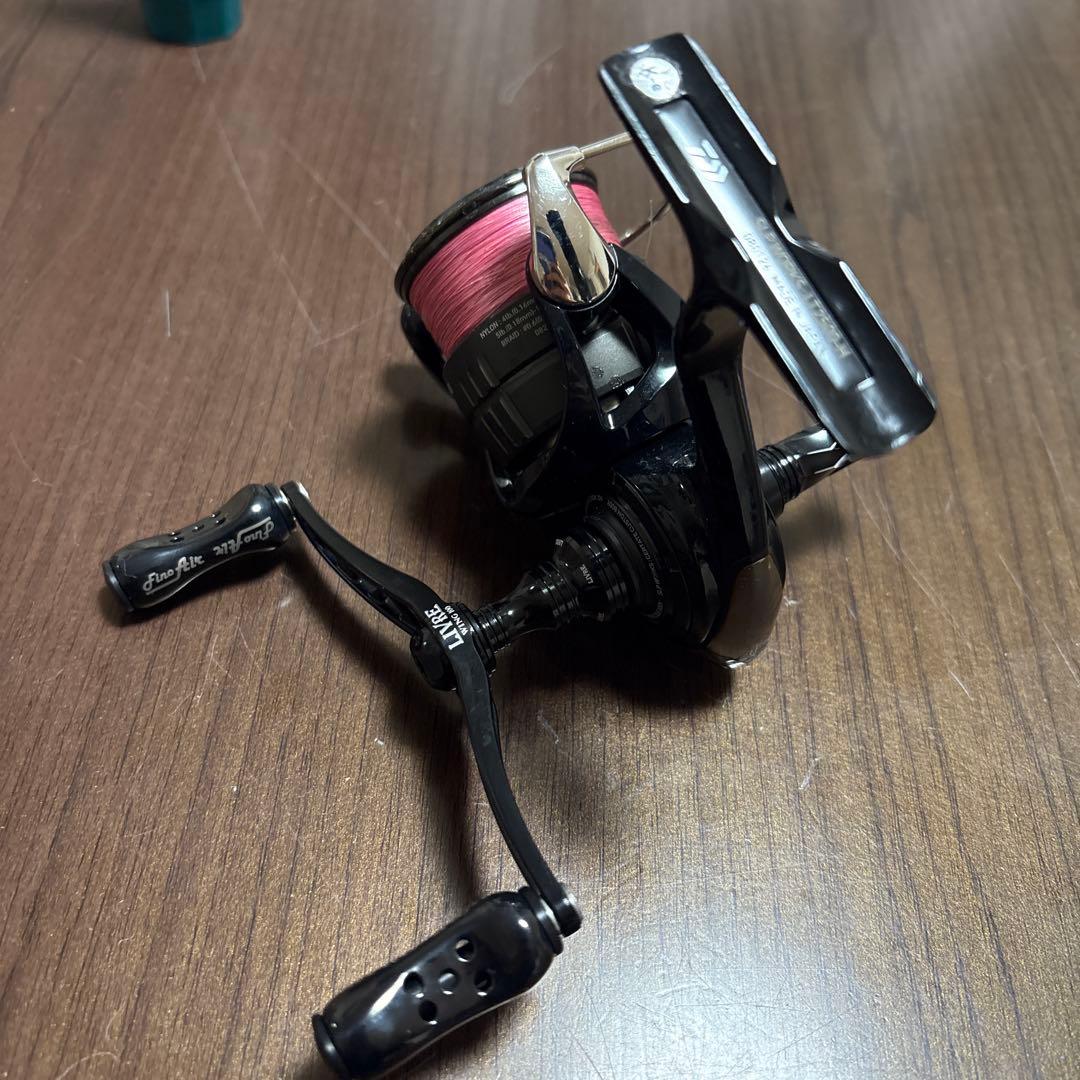 リール 24CERTATE CUSTOM BODY LT2500-H