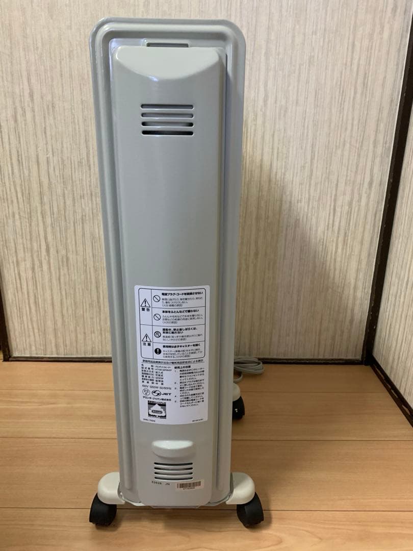 お値下げ致しました　美品　デロンギ　DeLonghi オイルヒーター