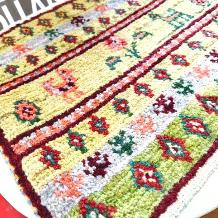 値下げ可能ミニギャベ●32×36㎝●手織●本物●新品未使用 遊牧民が紡ぐギャッベ