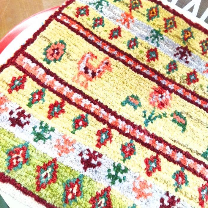 値下げ可能ミニギャベ●32×36㎝●手織●本物●新品未使用 遊牧民が紡ぐギャッベ