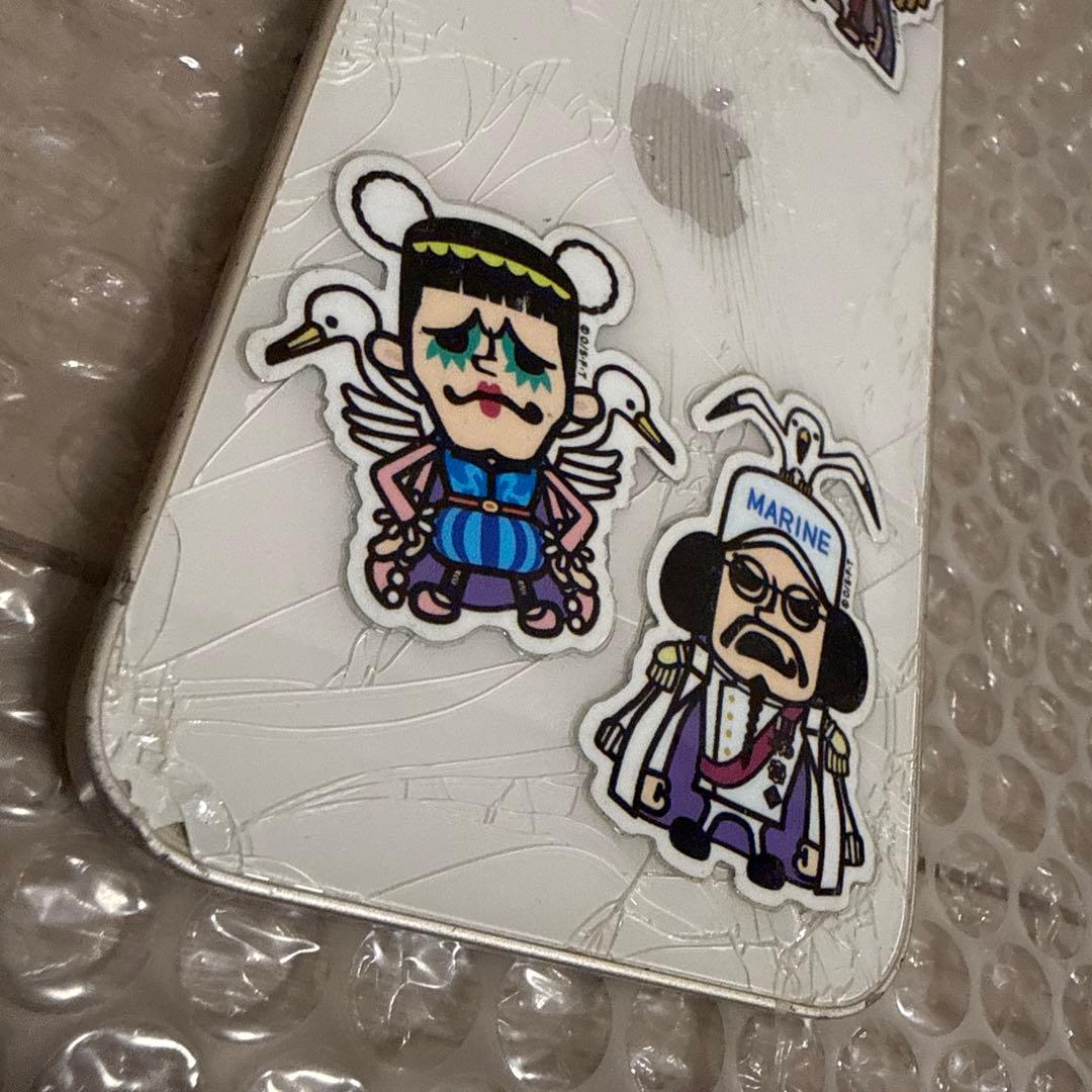 【液晶不具合 背面割れ多数】iPhone13 128GB