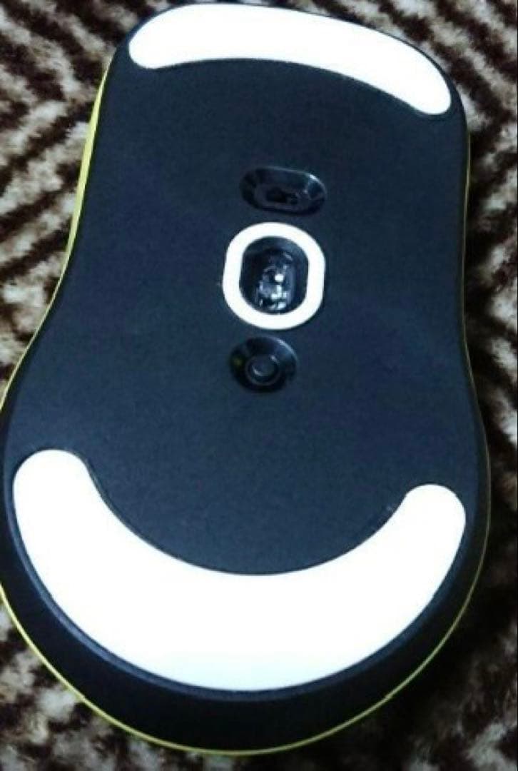 ゲーミングマウス　ScyRox V8 イエロー