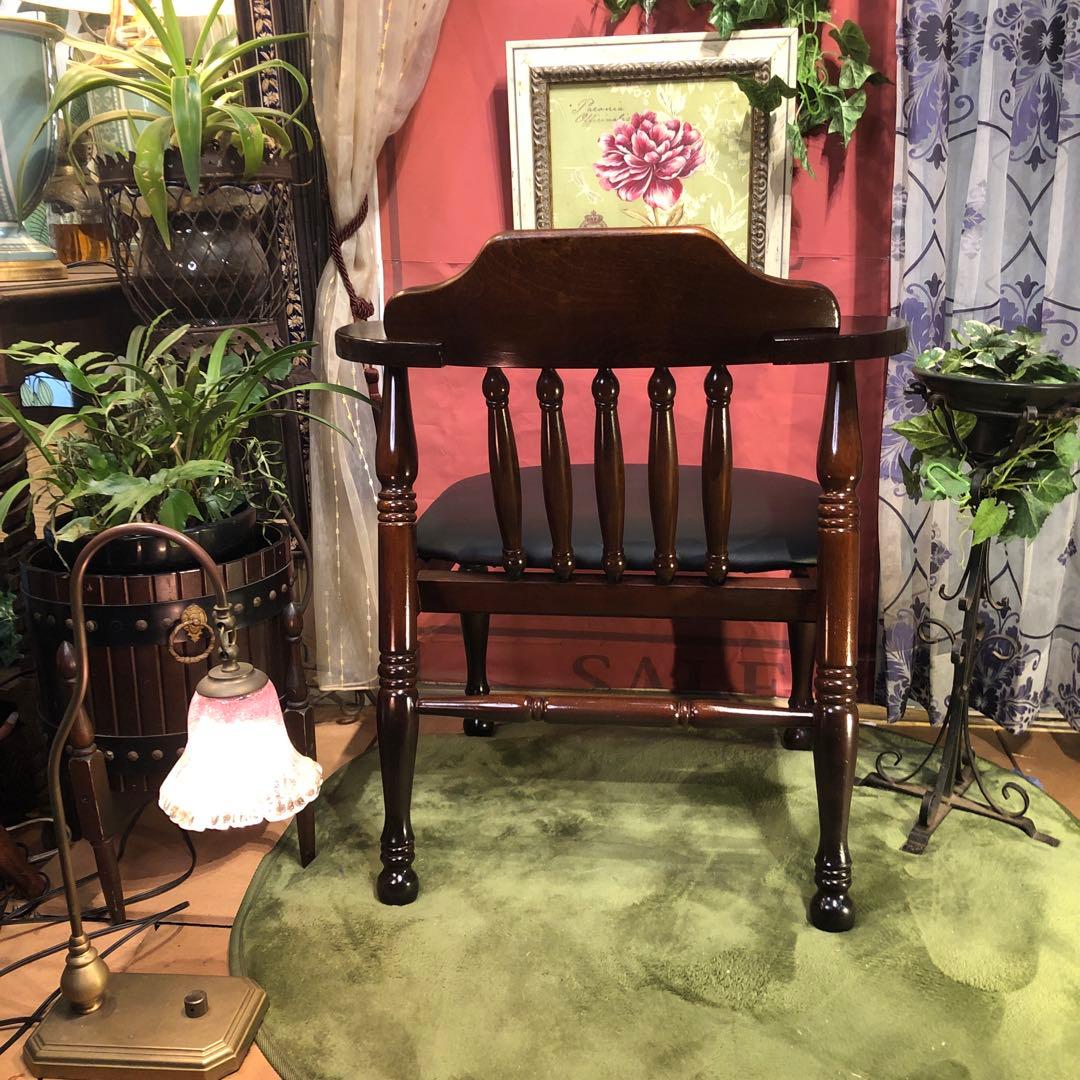 ふみL １　ヴィンテージ スピンドルレッグ　80’s ショートアームチェア