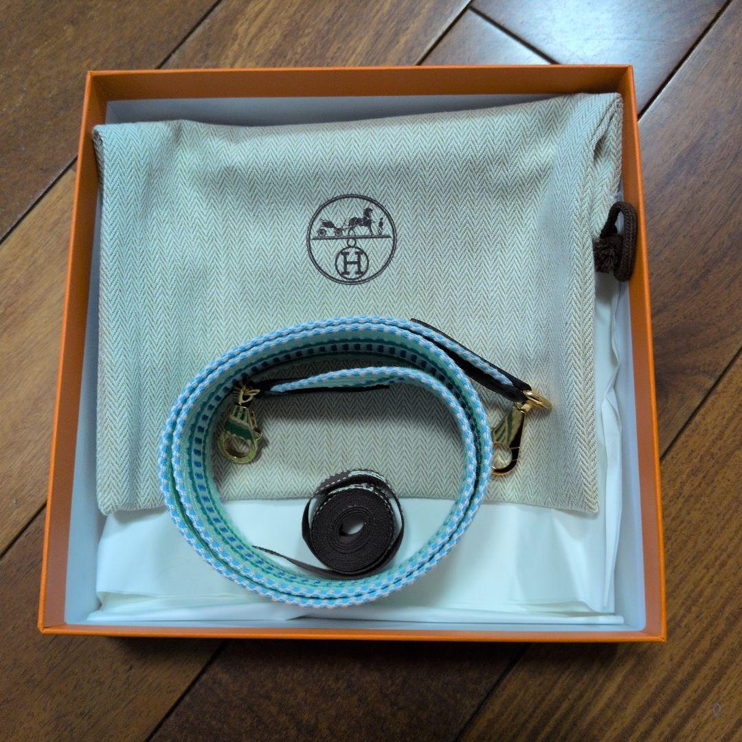 エルメスバンドリエール 50mm × 70cm