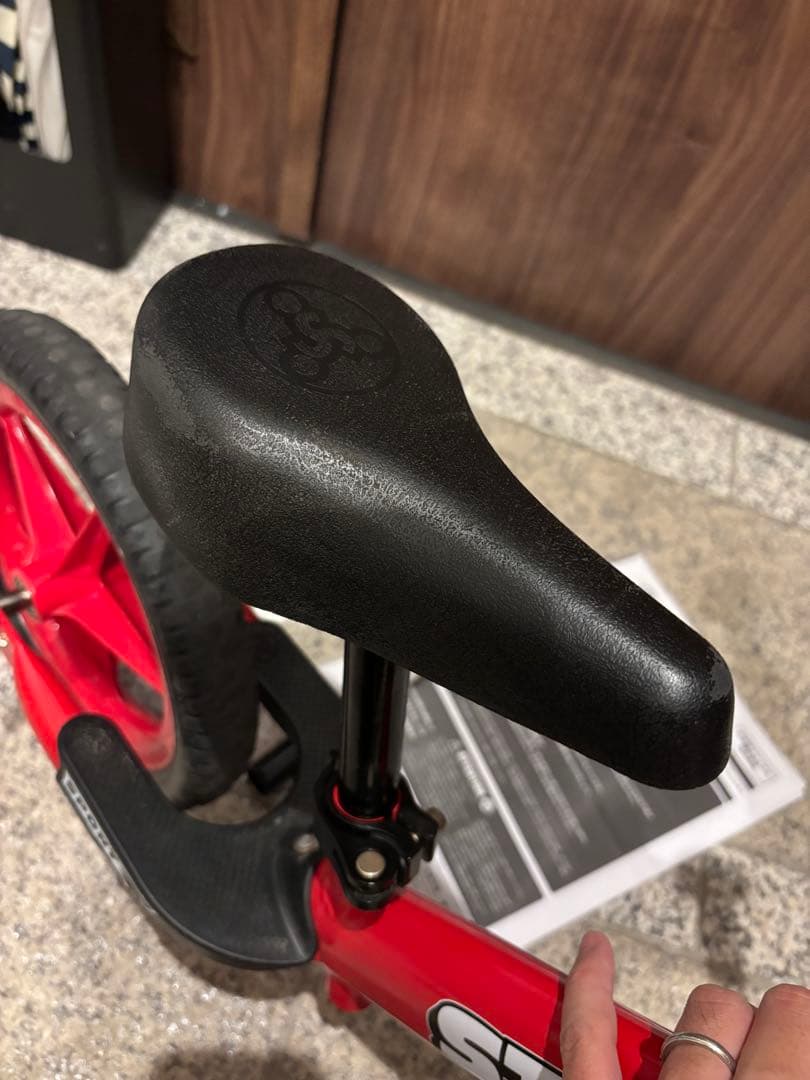 【美品】STRIDER SPORTS 赤 12インチ カスタム済