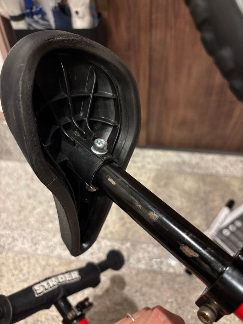 【美品】STRIDER SPORTS 赤 12インチ カスタム済