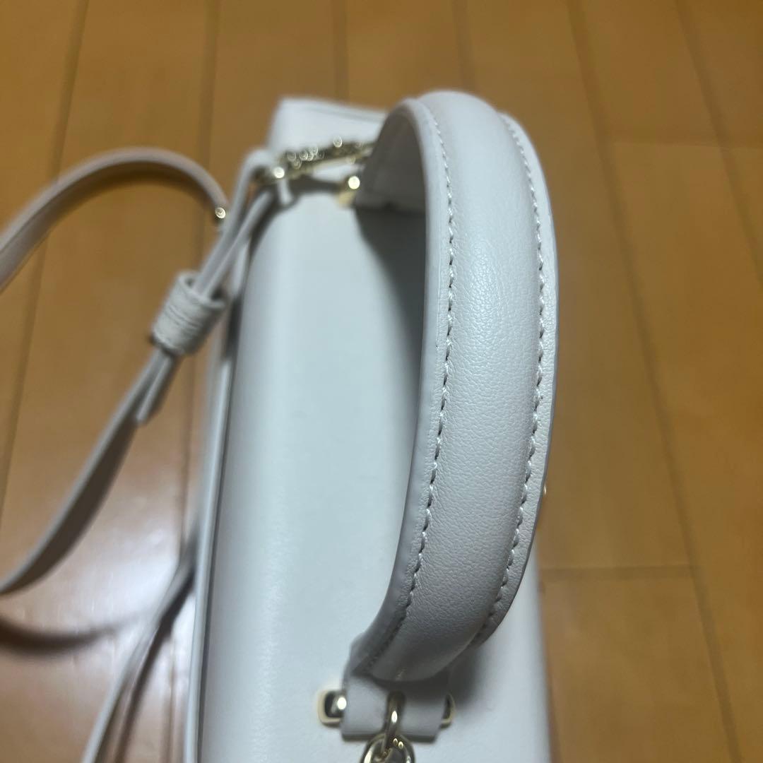 CELFORD リュタン ビジュースタッズポシェット M ホワイトセルフォード